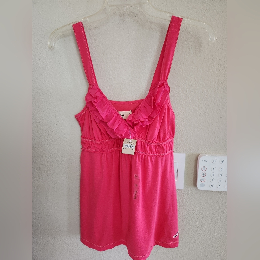 Hollister Pink Babydoll Ruffle Tank Top Y2K Embroidered Logo Bella Swan NWT VTG